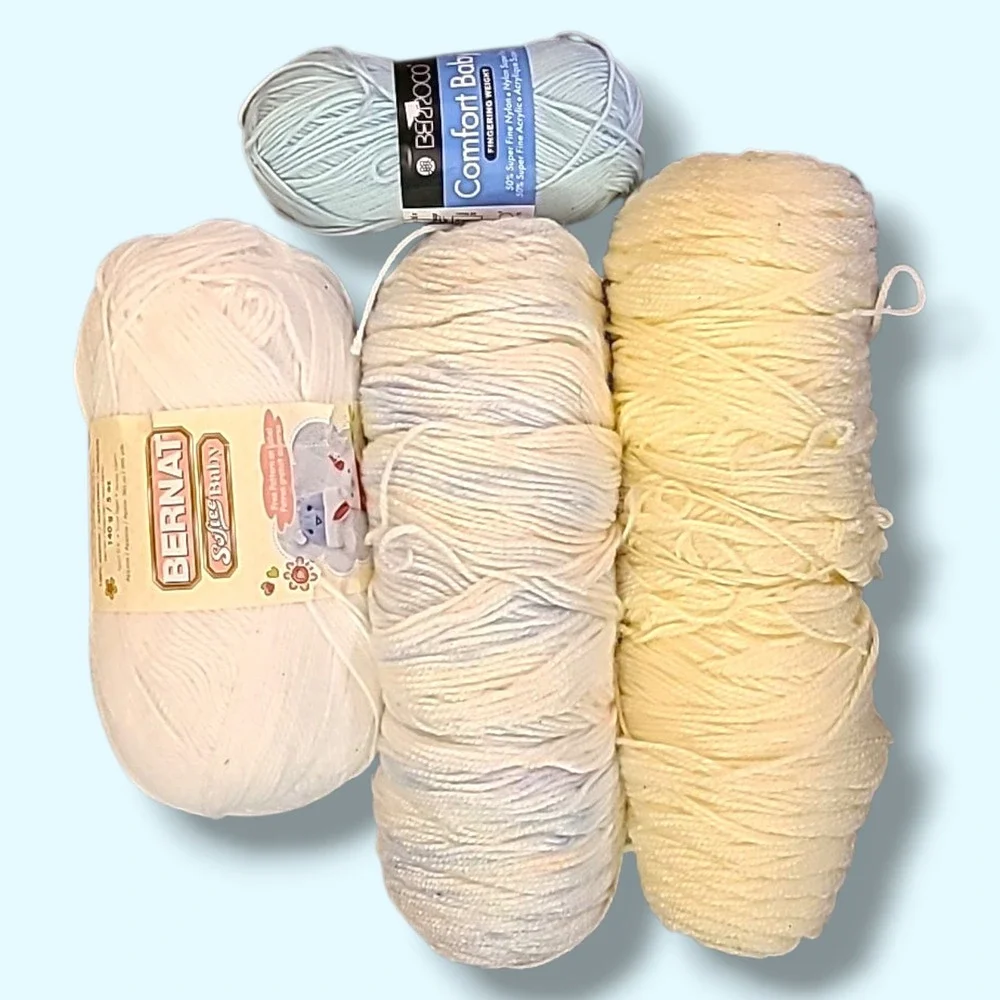 Mixed Baby Yarn Lot Pastel Acrylic 4 Skeins‎ Bernat Softee Baby + Assorted Soft